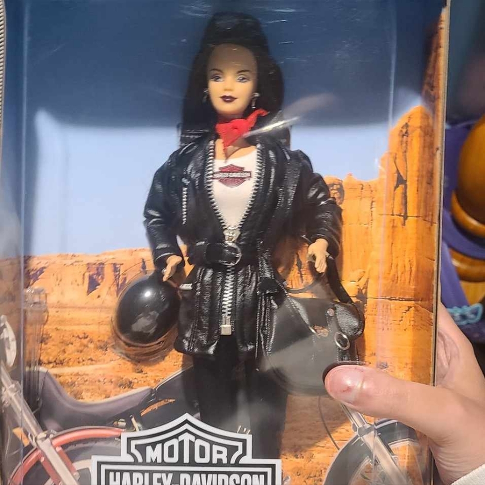 Harley Davidson Barbie NIB